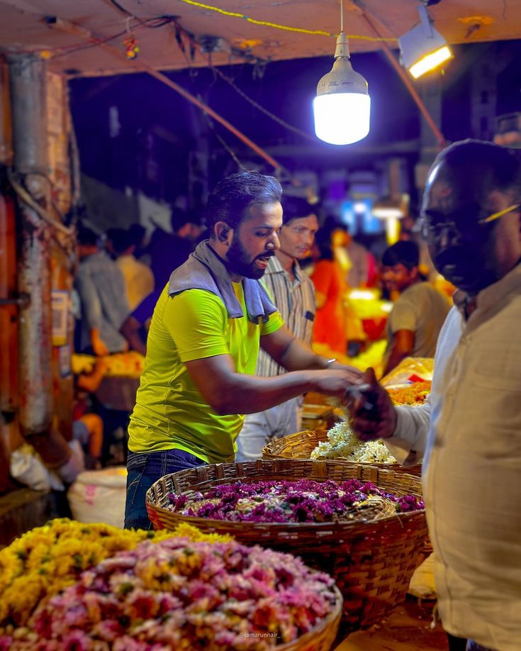 Crawford Market Mumbai Street Life Tour